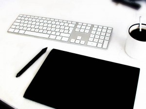schreibtisch_footage-1_web Arbeitsplatz eines Fotografen